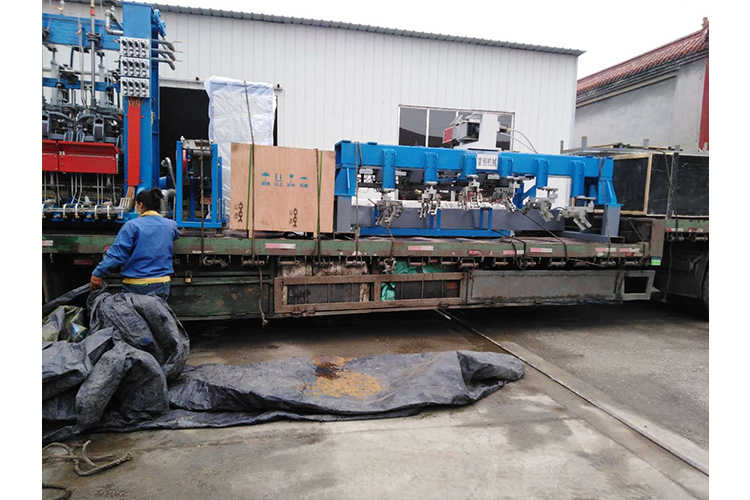 行列機(jī)，供料機(jī)發(fā)貨